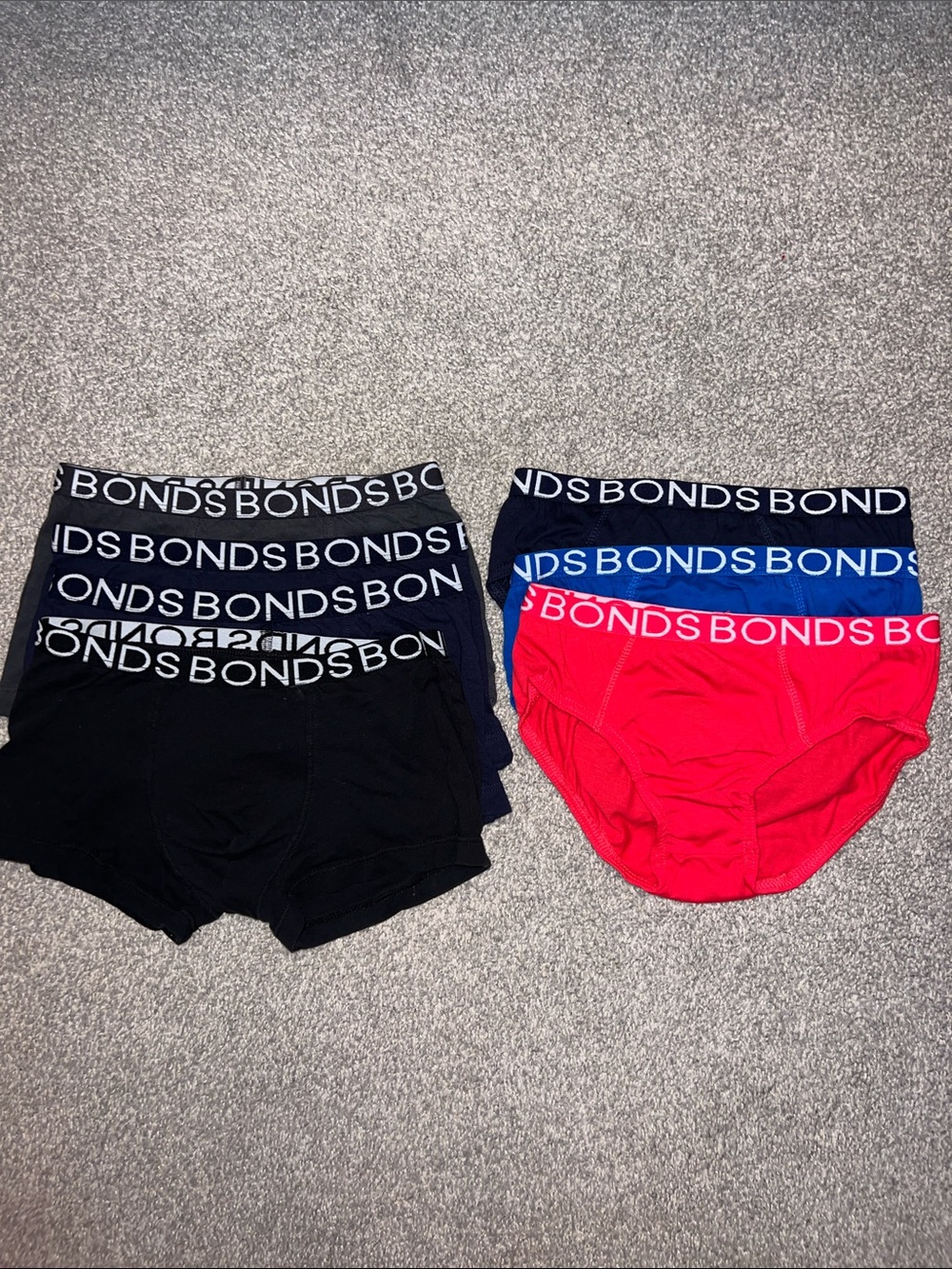 7 pairs Australian Bonds boys underwear (mix of briefs and boxers) size 10/12 🇦🇺